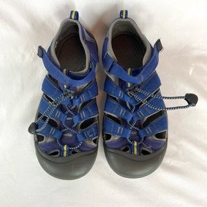 Boys Keen Sandals (Newport H2) - size 5